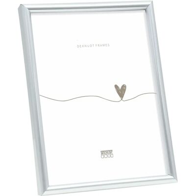 Cornice fotografica in plastica argento 24x30 di Deknudt - Cornice fotografica Cornice fotografica in plastica argento 24x30 di Deknudt - Cornice fotografica