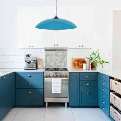 TOSSEL Demi-Lune Big - Suspension bleue - E27 Max 40W - Publicité TOSSEL Demi-Lune Big - Suspension bleue - E27 Max 40W - Publicité