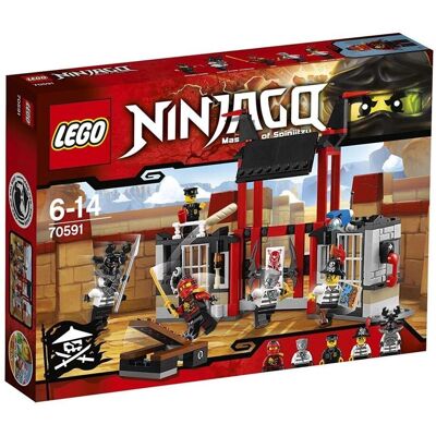 LEGO Ninjago 70591 - Ucieczka z więzienia Kryptarium LEGO Ninjago 70591 - Ucieczka z więzienia Kryptarium