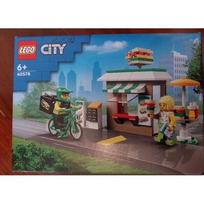LEGO City Tienda de Sándwich Promocional - Set de Construcción LEGO City Tienda de Sándwich Promocional - Set de Construcción