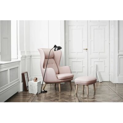 Fritz Hansen Kaiser Idell Hvit Høyglans Gulvlampe - Lys Fritz Hansen Kaiser Idell Hvit Høyglans Gulvlampe - Lys