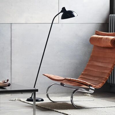 Fritz Hansen Kaiser idell 6556-F Gulvlampe - Svart - Gulvlampe Fritz Hansen Kaiser idell 6556-F Gulvlampe - Svart - Gulvlampe