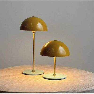 Dyberg Larsen Along Mini Lampe de Table Portable - Touch, Laiton Dyberg Larsen Along Mini Lampe de Table Portable - Touch, Laiton