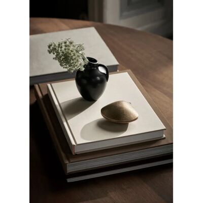 Ferm Living Clam Messing Kerzenhalter - 8x3,8x7,2 cm - Elegantes Teelicht-Accessoire Ferm Living Clam Messing Kerzenhalter - 8x3,8x7,2 cm - Elegantes Teelicht-Accessoire