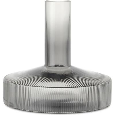 Ferm Living Ripple Vinranke - Røgrå - 1,1L - Dekanter Ferm Living Ripple Vinranke - Røgrå - 1,1L - Dekanter