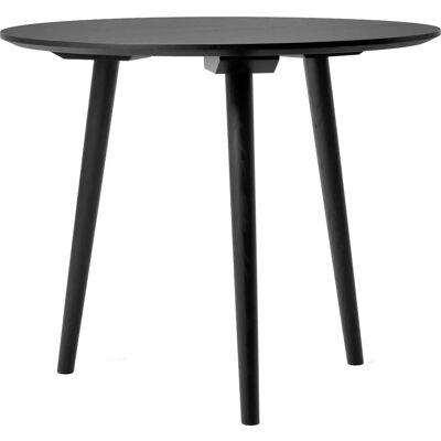 &tradition In Between SK3 Table Ronde - Design Scandinave - Publicité &tradition In Between SK3 Table Ronde - Design Scandinave - Publicité