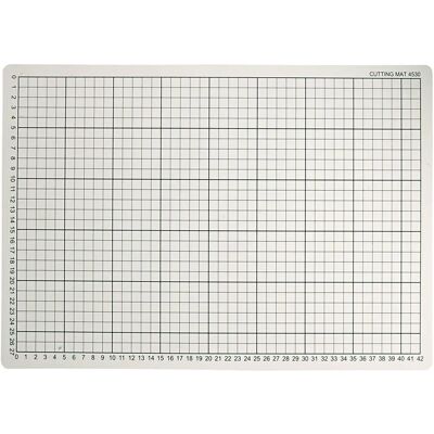 CC Hobby Schneidematte - 30x45 cm, 3 mm, Robustes Gummi CC Hobby Schneidematte - 30x45 cm, 3 mm, Robustes Gummi