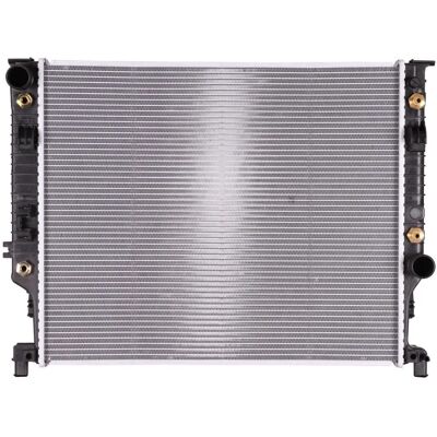 Mercedes-Benz A1645000703 Alumiininen jäähdytin - Radiator Mercedes-Benz A1645000703 Alumiininen jäähdytin - Radiator