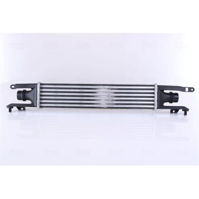 NISSENS 96589 Intercooler - Luftgekühlter Radiator für Opel Corsa D NISSENS 96589 Intercooler - Luftgekühlter Radiator für Opel Corsa D