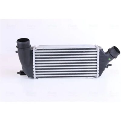 NISSENS 96467 Intercooler - Luftgekühlt, Aluminium, Verschweißte Lamellen NISSENS 96467 Intercooler - Luftgekühlt, Aluminium, Verschweißte Lamellen