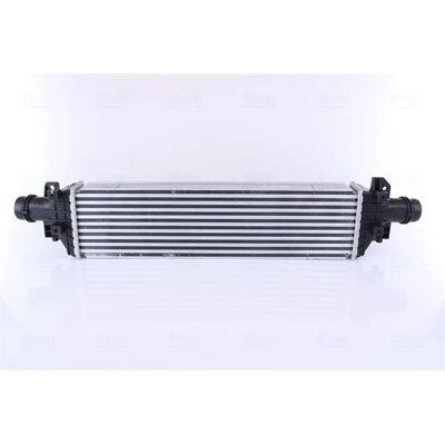 NISSENS 96173 Intercooler - Luchtgekoeld - Aluminium - Kunststof waterreservoir - Zijkant met haakse koppelingen - Voor Opel Mokka X, Chevrolet Trax NISSENS 96173 Intercooler - Luchtgekoeld - Aluminium - Kunststof waterreservoir - Zijkant met haakse koppelingen - Voor Opel Mokka X, Chevrolet Trax