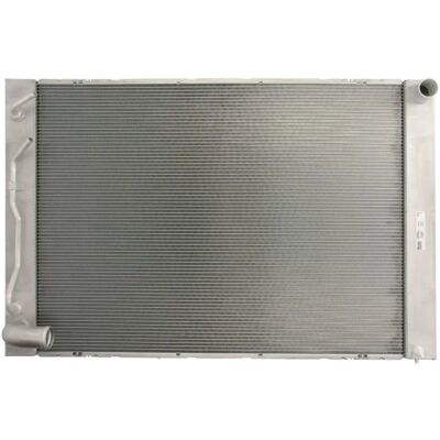 Radiateur en aluminium NISSENS 606837 avec refroidisseur d'huile - Refroidissement moteur Radiateur en aluminium NISSENS 606837 avec refroidisseur d'huile - Refroidissement moteur