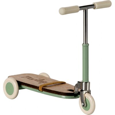 Maileg Modèle Menthe Scooter Unisexe - Scooter - Publicité Maileg Modèle Menthe Scooter Unisexe - Scooter - Publicité