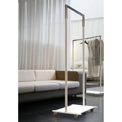 Frost Weiß / Gold Kleiderständer - 103,8cm Minimalistisches Design Frost Weiß / Gold Kleiderständer - 103,8cm Minimalistisches Design
