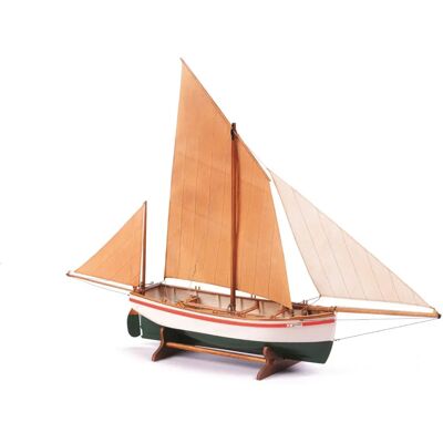 Billing Boats Le Bayard Coque en bois - Modèle de bateau à voile - Publicité Billing Boats Le Bayard Coque en bois - Modèle de bateau à voile - Publicité