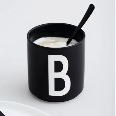 Tasse B de Design Letters - Porcelaine, Bone China, Minimaliste - Publicité Tasse B de Design Letters - Porcelaine, Bone China, Minimaliste - Publicité