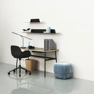 Normann Copenhagen Hellblauer Samt-Pouf - Klein Normann Copenhagen Hellblauer Samt-Pouf - Klein