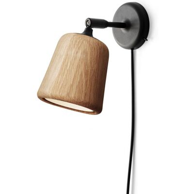 New Works Naturlig Eik Vegglampe - Nordisk Minimalistlys New Works Naturlig Eik Vegglampe - Nordisk Minimalistlys