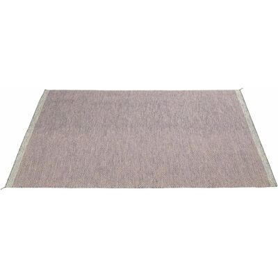 Muuto Ply Tapis en Laine - Rose, 270x360 cm - Tapis - Publicité Muuto Ply Tapis en Laine - Rose, 270x360 cm - Tapis - Publicité