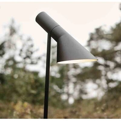 Louis Poulsen AJ Garden Pollerleuchte - Schwarz, Kurz, 2700K Louis Poulsen AJ Garden Pollerleuchte - Schwarz, Kurz, 2700K