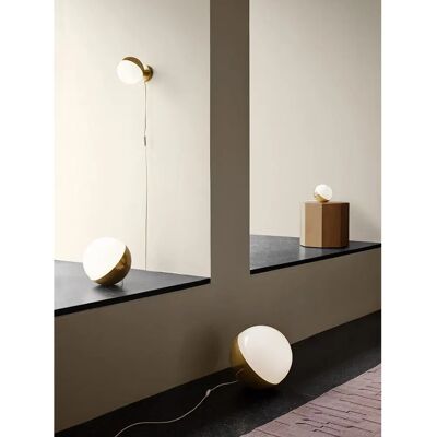 Louis Poulsen VL Studio Bord- og gulvlampe - Messing, Justerbar, 32cm Louis Poulsen VL Studio Bord- og gulvlampe - Messing, Justerbar, 32cm