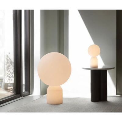 Normann Copenhagen Yo LED Tischleuchte - Tragbar, Weiß, Groß Normann Copenhagen Yo LED Tischleuchte - Tragbar, Weiß, Groß