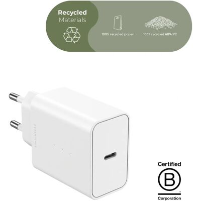 ËSSENTIALS UPSTRÖM 45W GaN USB-C Oplader - Hurtig opladning ËSSENTIALS UPSTRÖM 45W GaN USB-C Oplader - Hurtig opladning