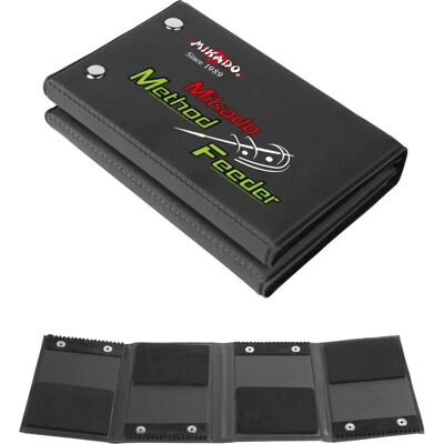 Custodia Mikado Method Feeder Nera 14cm - Attrezzatura da pesca Custodia Mikado Method Feeder Nera 14cm - Attrezzatura da pesca