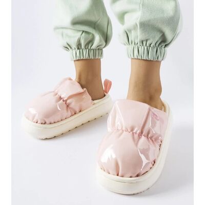Kapcie damskie Big Star Różowe - Slip-on, Futrzane wyściółki, Chłodne dni Kapcie damskie Big Star Różowe - Slip-on, Futrzane wyściółki, Chłodne dni