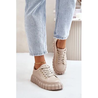 Beżowe Izolowane Sneakers Big Star - Buty sportowe Beżowe Izolowane Sneakers Big Star - Buty sportowe