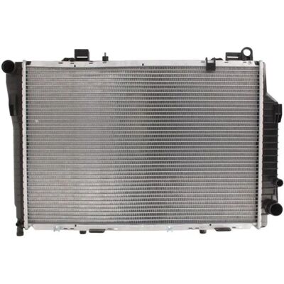 THERMOTEC D7M053TT Alumiininen jäähdyttimen säiliö - Mercedes-Benz C-luokka THERMOTEC D7M053TT Alumiininen jäähdyttimen säiliö - Mercedes-Benz C-luokka