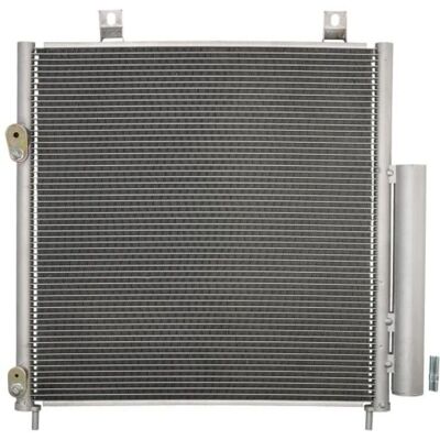 Thermotec KTT110668 Ilmastointikondensaattori - Kompakti kuivaimen kanssa Thermotec KTT110668 Ilmastointikondensaattori - Kompakti kuivaimen kanssa