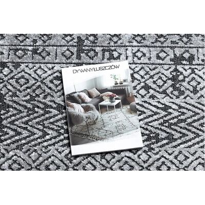 SIERRA G6042 Vaalea harmaa tasomainen matto - geometrinen, etninen - 120x170 cm SIERRA G6042 Vaalea harmaa tasomainen matto - geometrinen, etninen - 120x170 cm