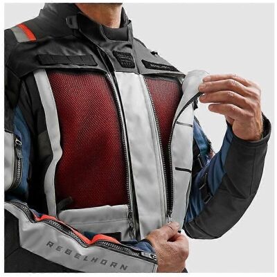 Rebelhorn Cubby V Blu Grigio Rosso Giacca Moto Touring - Attrezzatura Moto Rebelhorn Cubby V Blu Grigio Rosso Giacca Moto Touring - Attrezzatura Moto