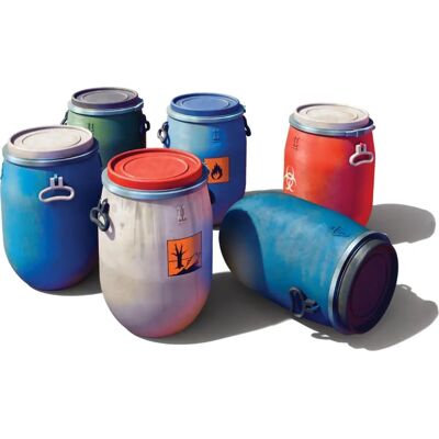 Miniart MA24004 Plastic Model Kit - 1/24 - Set of 6 barrels Miniart MA24004 Plastic Model Kit - 1/24 - Set of 6 barrels