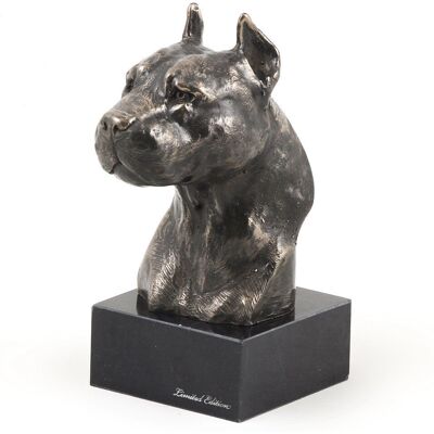 Art-Dog Staffordshire Terrier Amstaff - Rzeźba psa na kamiennej podstawie Art-Dog Staffordshire Terrier Amstaff - Rzeźba psa na kamiennej podstawie