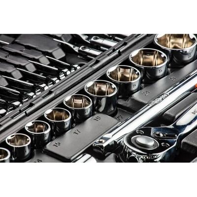 Set di utensili NEO 77 pezzi in Cr-V Set di utensili NEO 77 pezzi in Cr-V