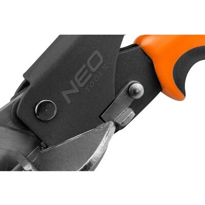Narzędzia NEO 01-260 Nożyce metalowe - Nożyce kątowe 220mm Narzędzia NEO 01-260 Nożyce metalowe - Nożyce kątowe 220mm
