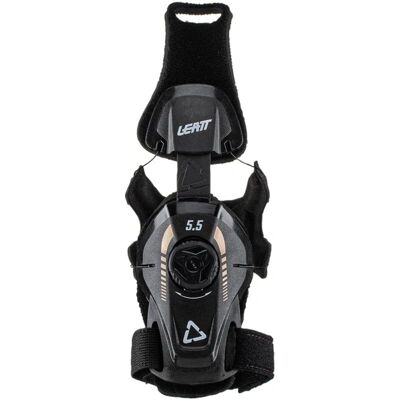 Leatt 5.5 Wrist Brace - Support for wrist injury recovery - Interchangeable flex struts - Elastic wrist strap - Spare padding kit Leatt 5.5 Wrist Brace - Support for wrist injury recovery - Interchangeable flex struts - Elastic wrist strap - Spare padding kit
