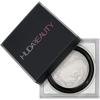 Huda Beauty - Easy Bake Loose Baking & Setting Powder - Banana Bread - Acabado duradero Huda Beauty - Easy Bake Loose Baking & Setting Powder - Banana Bread - Acabado duradero