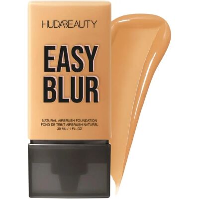 Huda Beauty Easy Blur Foundation - Dulce De Leche 350g Huda Beauty Easy Blur Foundation - Dulce De Leche 350g