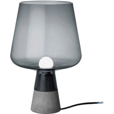 Lampada da tavolo Leimu di Iittala di Magnus Pettersen - Concreto e vetro moderni Lampada da tavolo Leimu di Iittala di Magnus Pettersen - Concreto e vetro moderni