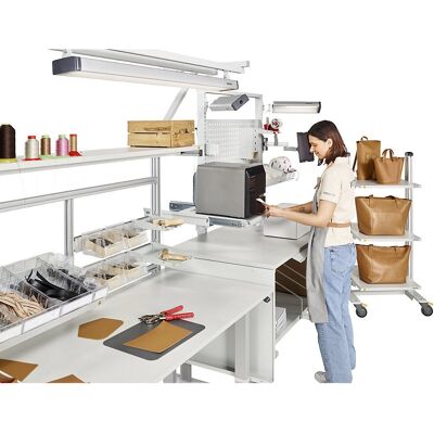Treston Elektrisch Höhenverstellbarer QuatreX Arbeitstisch - 1825x750mm Treston Elektrisch Höhenverstellbarer QuatreX Arbeitstisch - 1825x750mm