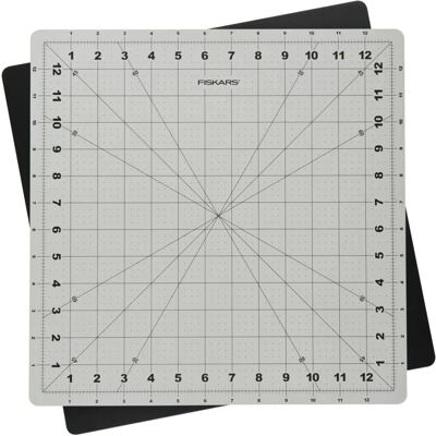 Fiskars Drehbare Schneidematte - 13 x 13 Zoll - Für Quilt- und Näharbeiten Fiskars Drehbare Schneidematte - 13 x 13 Zoll - Für Quilt- und Näharbeiten