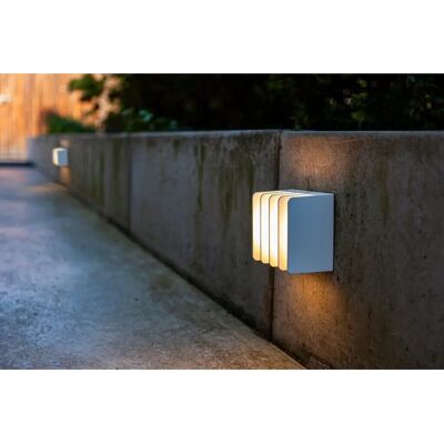 Lutec Gridy Lampa zewnętrzna ścienna - 14,5W, Biała, IP54, 20 000h Lutec Gridy Lampa zewnętrzna ścienna - 14,5W, Biała, IP54, 20 000h