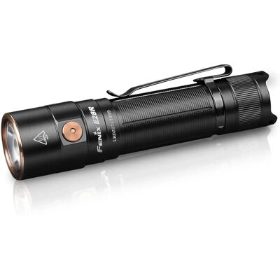 Fenix E28R Oppladbar LED Lommelykt - 1500 Lumen - Svart Fenix E28R Oppladbar LED Lommelykt - 1500 Lumen - Svart