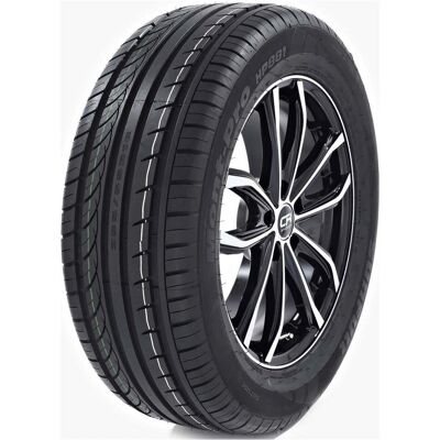 Sunfull HP881 225/55 R19 Pneu été - Publicité Sunfull HP881 225/55 R19 Pneu été - Publicité
