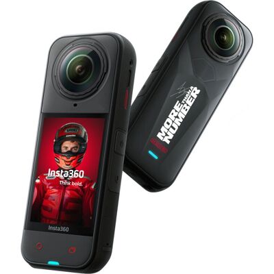 Insta360 X5 Action Camera 8K - Impermeabile, Wi-Fi & Accessori Insta360 X5 Action Camera 8K - Impermeabile, Wi-Fi & Accessori