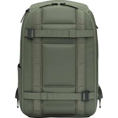 Db Ramverk 21L Sac à dos - sac urbain et de trail - Publicité Db Ramverk 21L Sac à dos - sac urbain et de trail - Publicité