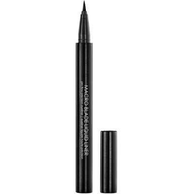 Natasha Denona Macro Blade - Eyeliner liquide - Noir - Publicité Natasha Denona Macro Blade - Eyeliner liquide - Noir - Publicité